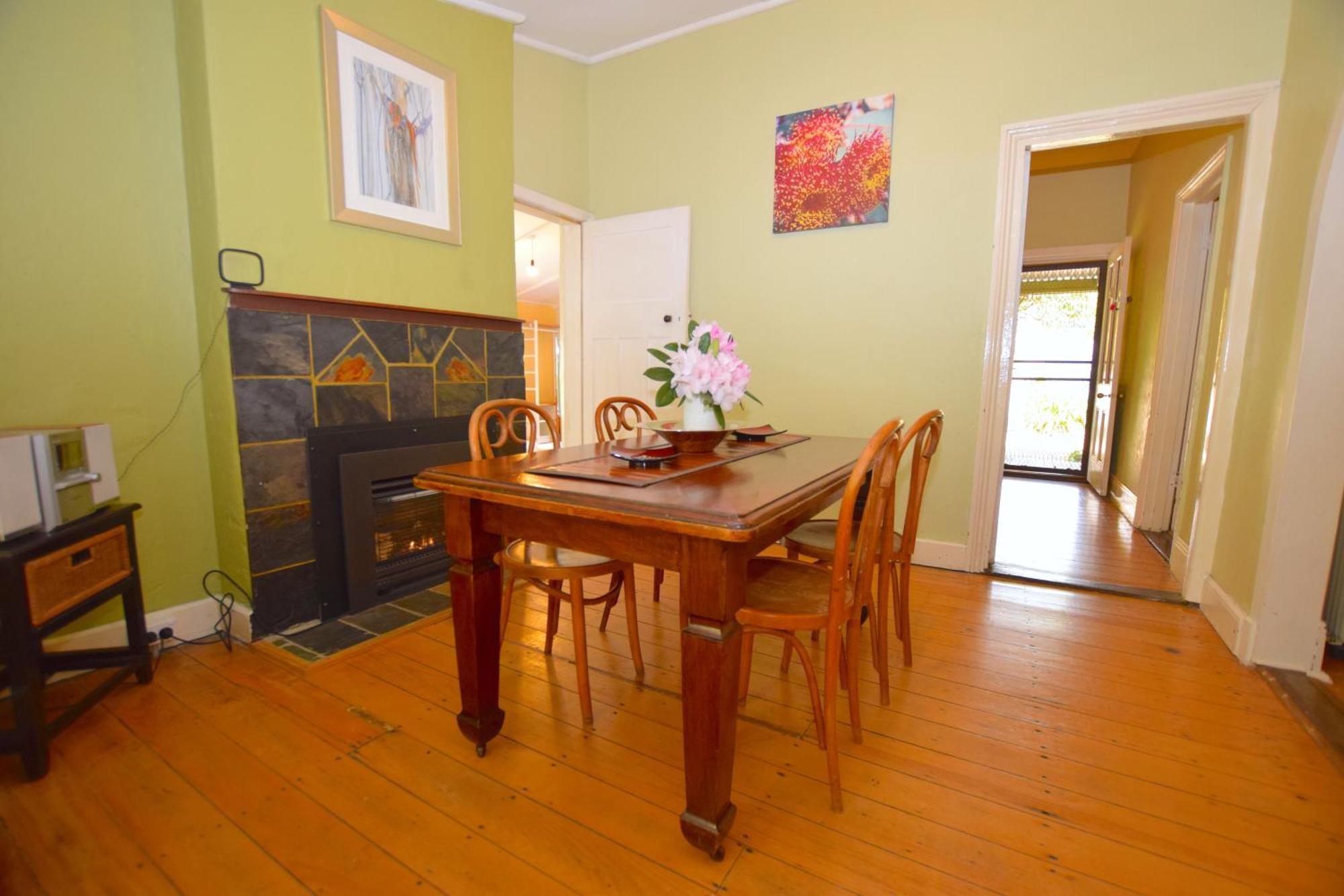 Waragil Cottage - Original Settler'S Home Blackheath Kültér fotó